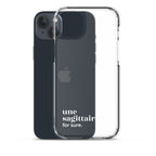 Coque iPhone 15 Plus, texte blanc, à côté du téléphone : « une sagittaire ? for sure. »