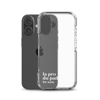 Coque iPhone 16, texte blanc, à côté du téléphone : « la pro du padel ? for sure. »