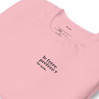 T-shirt rose « le frère préféré ? for sure. », vue en biais