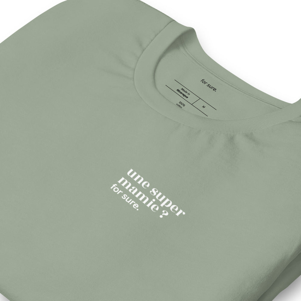T-shirt kaki « une super mamie ? for sure. », vue en biais