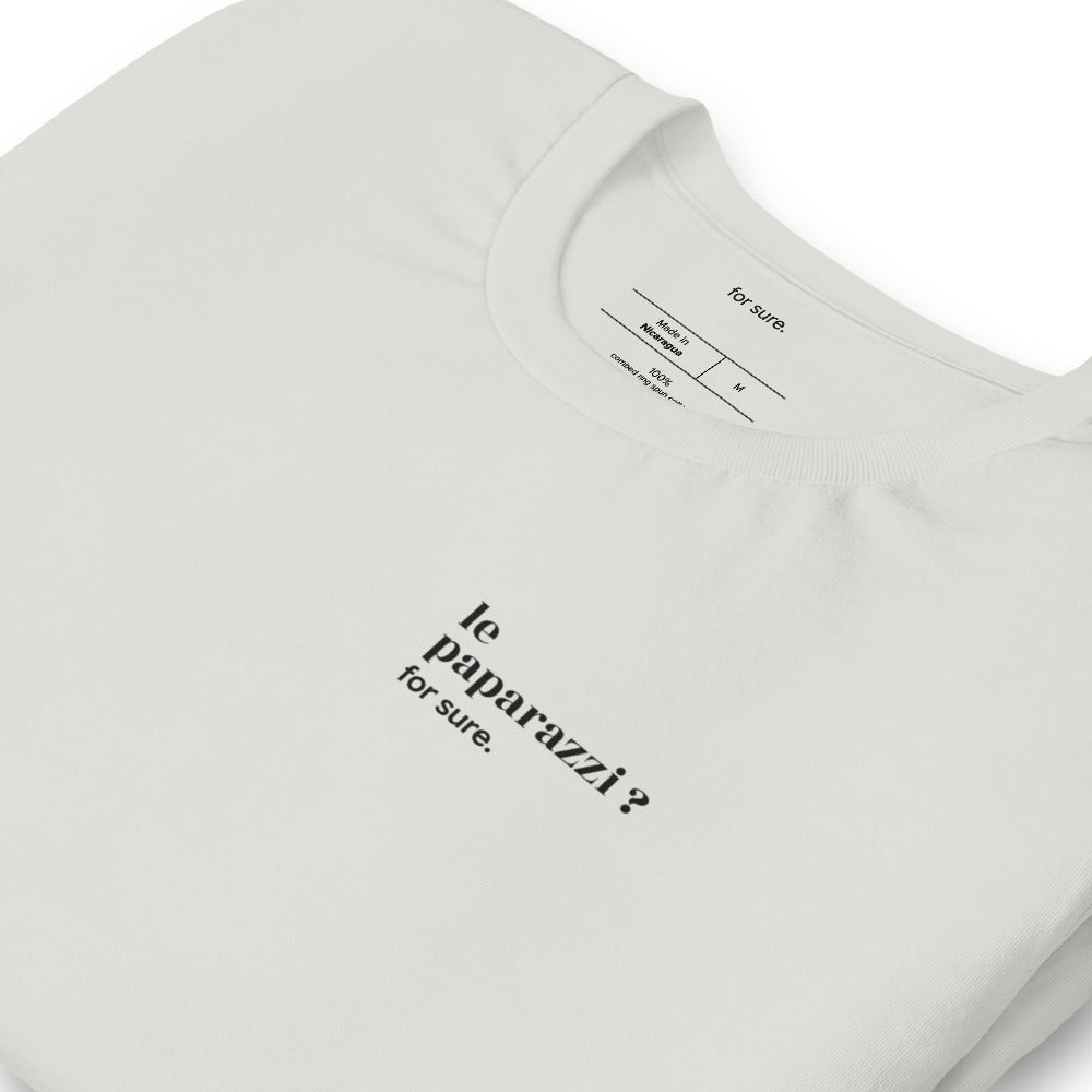 T-shirt gris « le paparazzi ? for sure. », vue en biais
