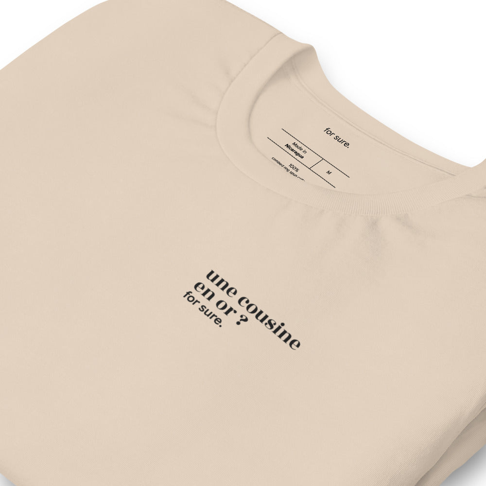 T-shirt beige « une cousine en or ? for sure. », vue en biais
