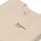 T-shirt beige « une cousine au top ? for sure. », vue en biais