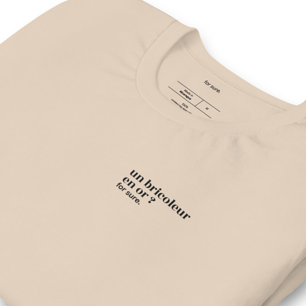 T-shirt beige « un bricoleur en or ? for sure. », vue en biais
