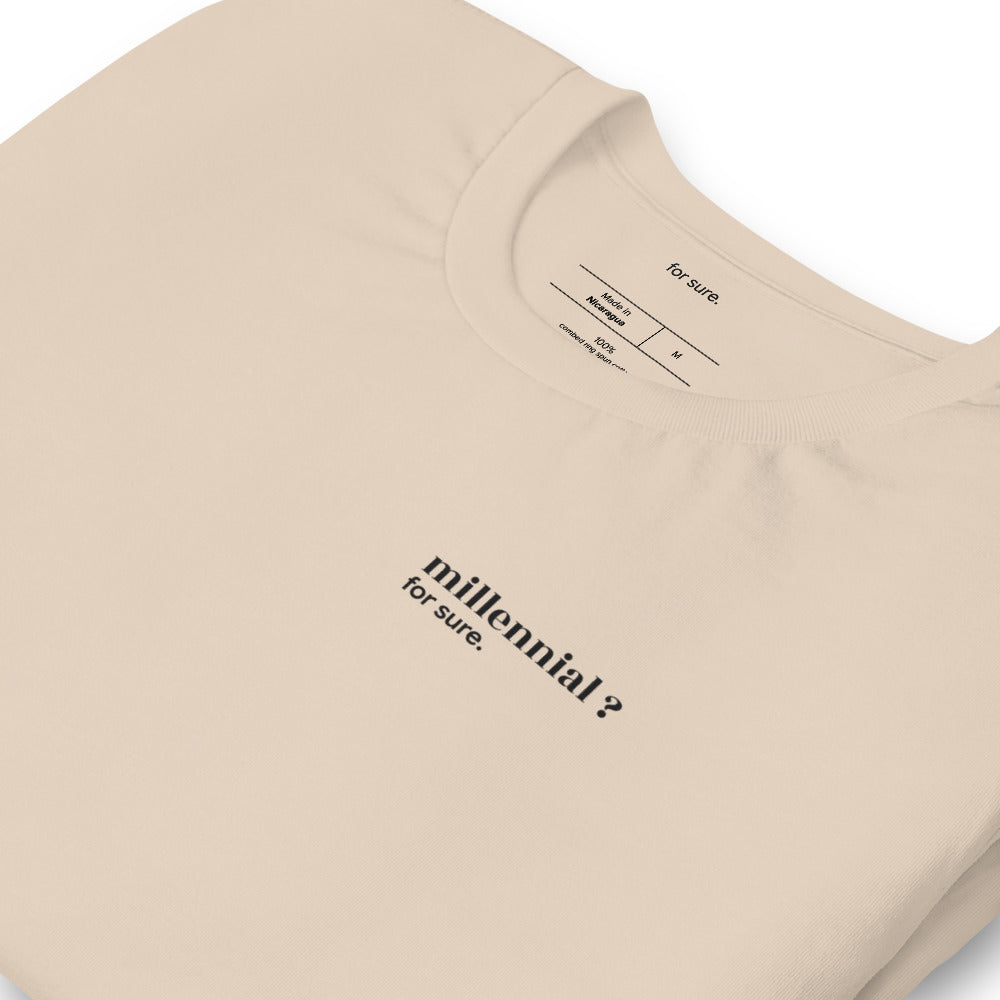T-shirt beige « millennial ? for sure. », vue en biais