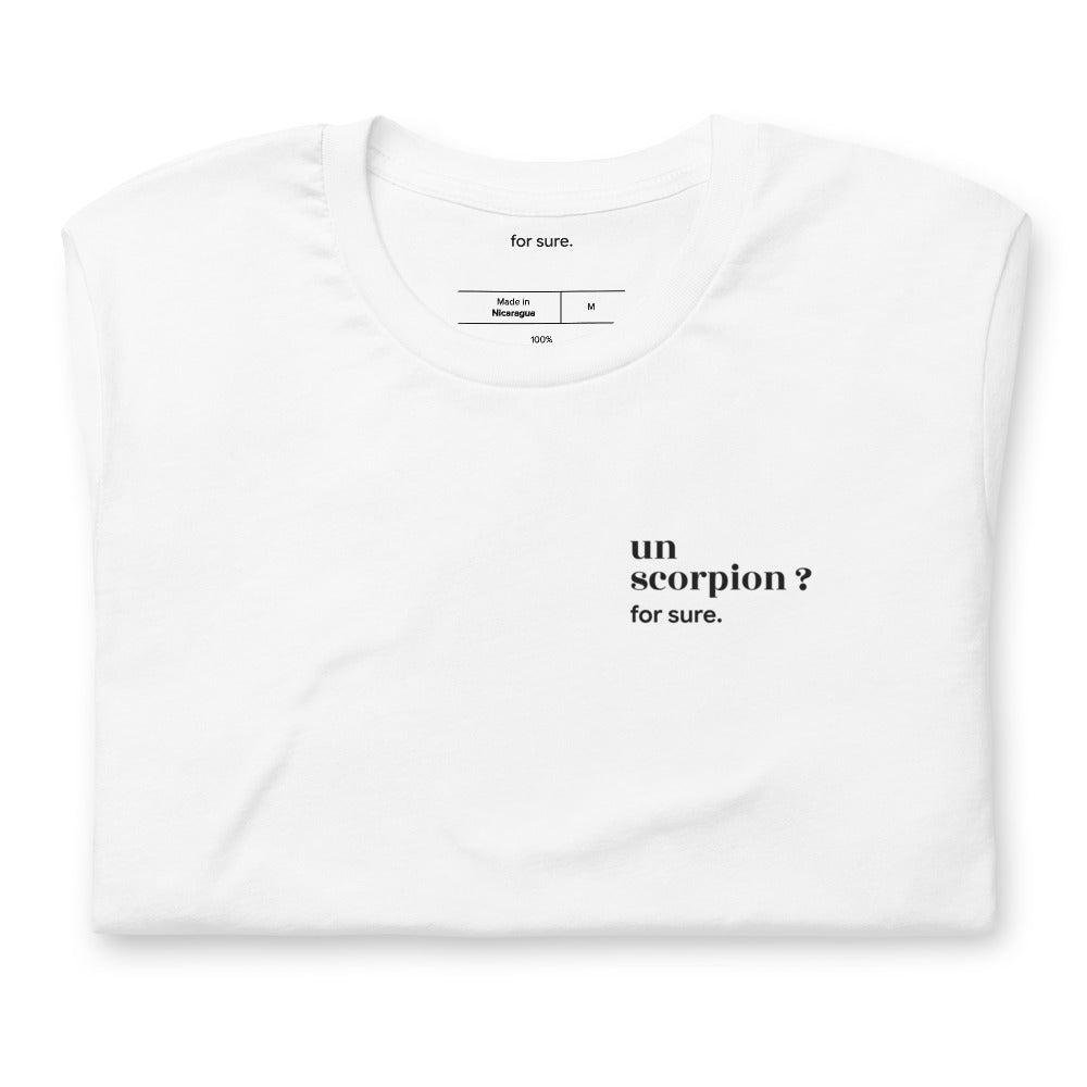 T-shirt blanc « un scorpion ? for sure. », plié