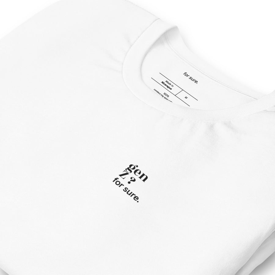 T-shirt blanc « gen Z ? for sure. », vue en biais